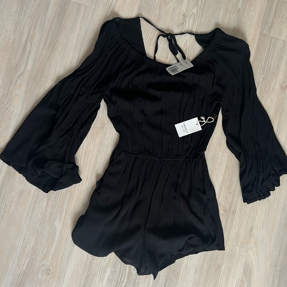 Forever 21 long sleeved romper - black NWT new with tags